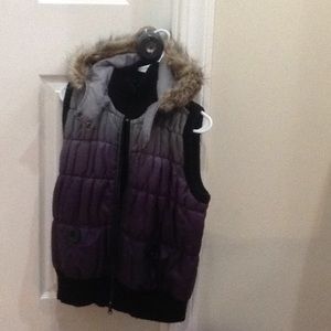 Purple ombré puffer vest. Nwt